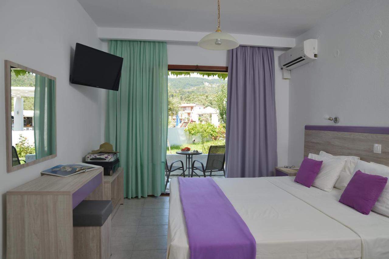 Elsa Hotel Skiathos Town Bagian luar foto